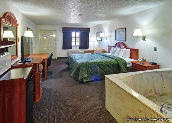 Super 8 By Wyndham Texas 2*